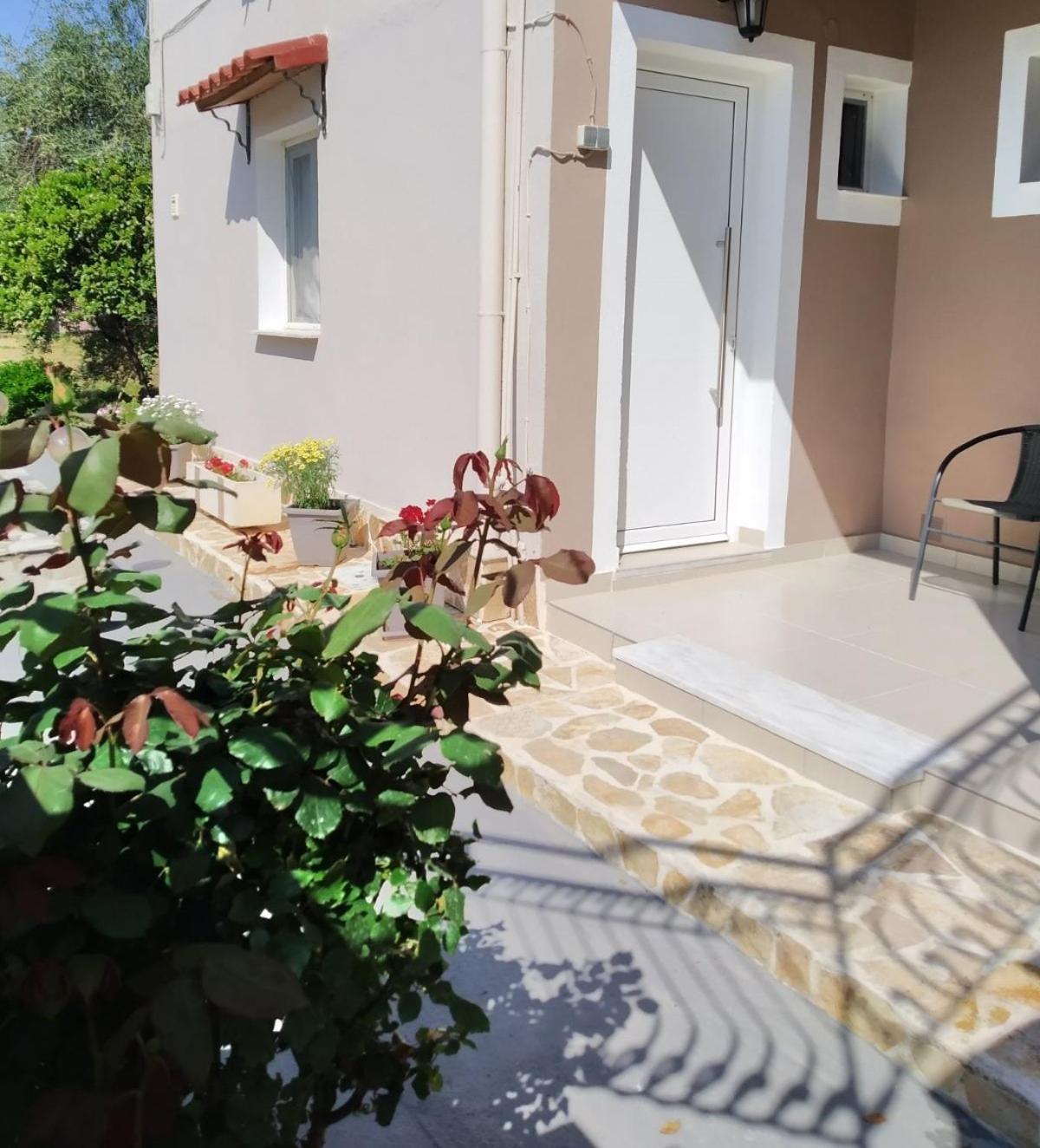 Trousas Apartments Roda  Exterior photo
